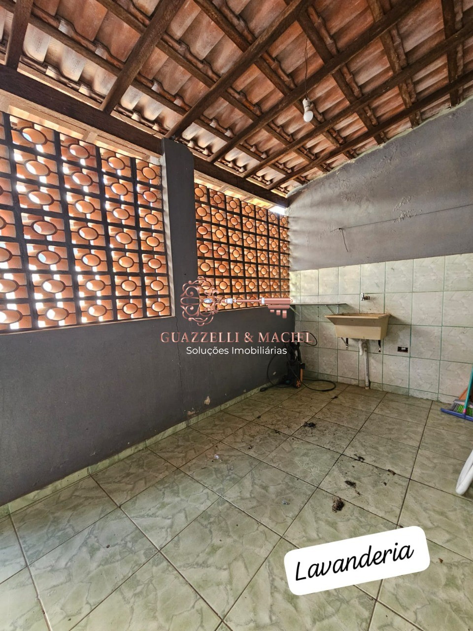 Casa em Jardim Vitória, MAIRINQUE - Imperdível oportunidade: Casa à venda em Mairinque-SP, 2 quartos, 1 suíte, 1 sala, 1 banheiro, 1 vaga, 141 m². - Foto 16