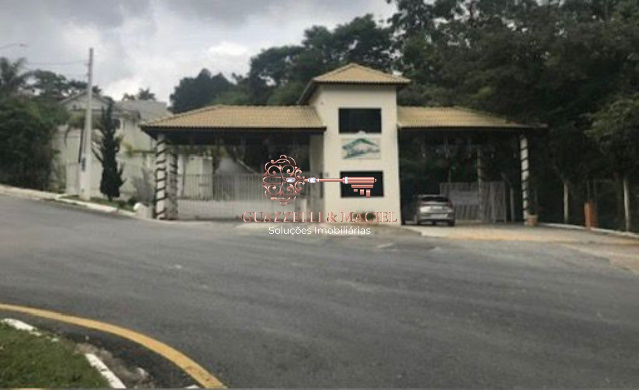 Condomínio em ALAMEDA BETANIA, ARAÇARIGUAMA - Casa à venda em Araçariguama-SP: 3 quartos, 2 salas, 3 banheiros, 10 vagas de garagem, 100,00 m² na Alameda Betania.