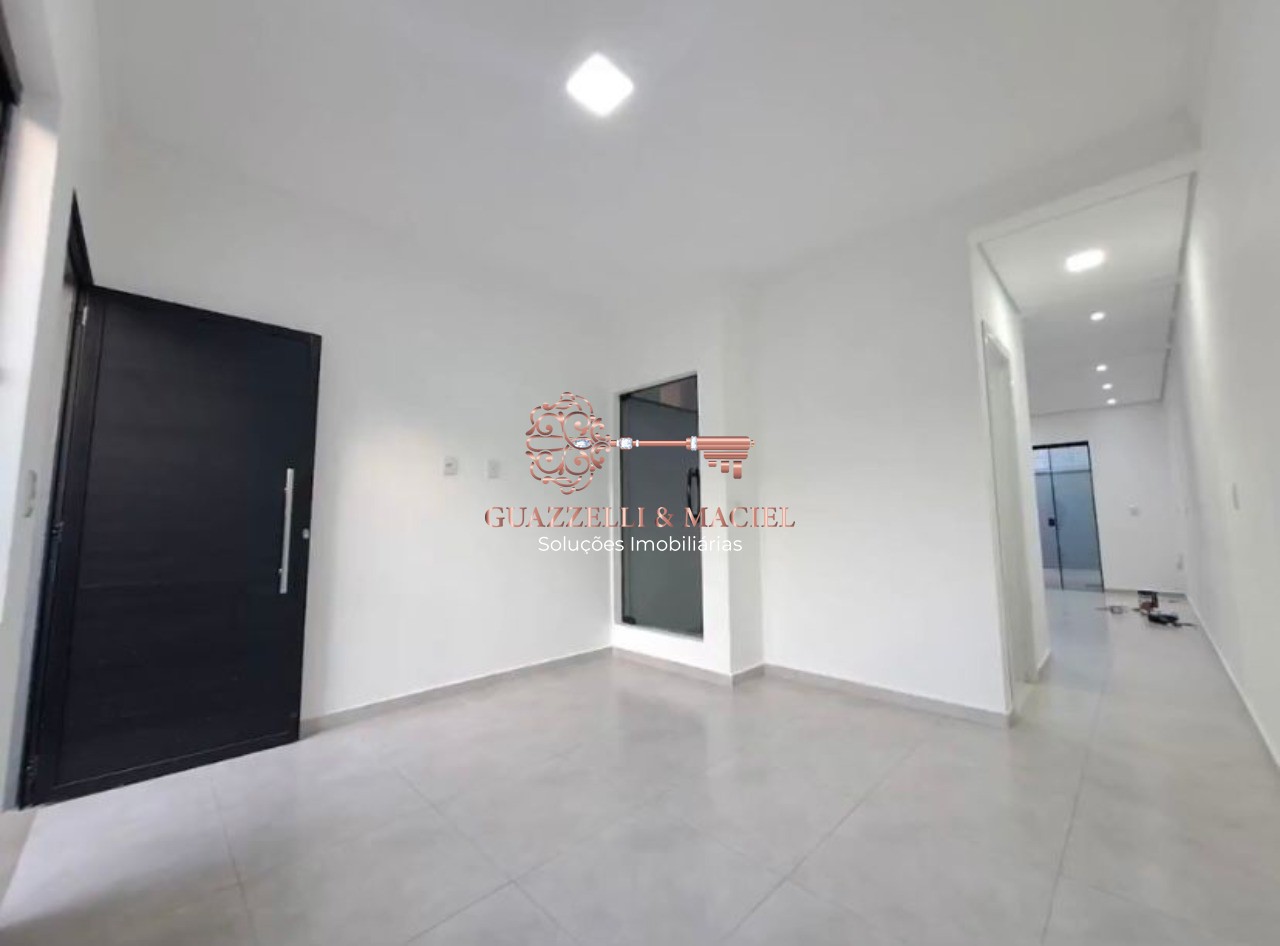 Casa / Sobrado em JARDIM SANTA ESMERALDA