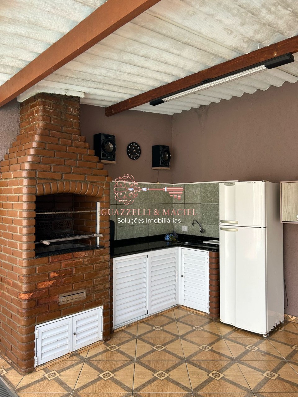 Casa em VILA JUNQUEIRA, SÃO ROQUE - Imperdível casa à venda em São Roque-SP, Vila Junqueira: 3 quartos, 1 sala, 2 banheiros, 5 vagas de garagem - 138,00m². Confira já! - Foto 3