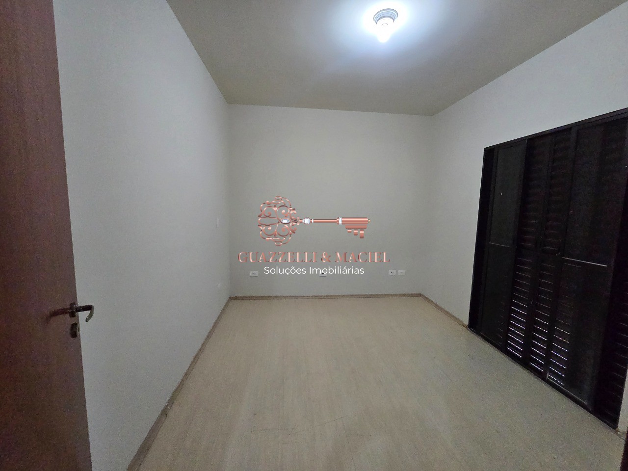 Apartamento em PARQUE IX DE JULHO, SÃO ROQUE - Alugue agora um luxuoso apartamento de 4 quartos no Parque IX de Julho, São Roque-SP! 150m², 2 vagas de garagem e muito mais! - Foto 10