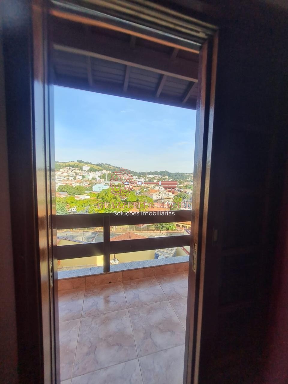 Casa em JARDIM FLÓRIDA, SÃO ROQUE - Casa para locação em São Roque-SP, Jardim Flórida: 3 quartos, 1 suíte, 3 salas, 4 banheiros, 3 vagas de garagem, 280m². - Foto 18