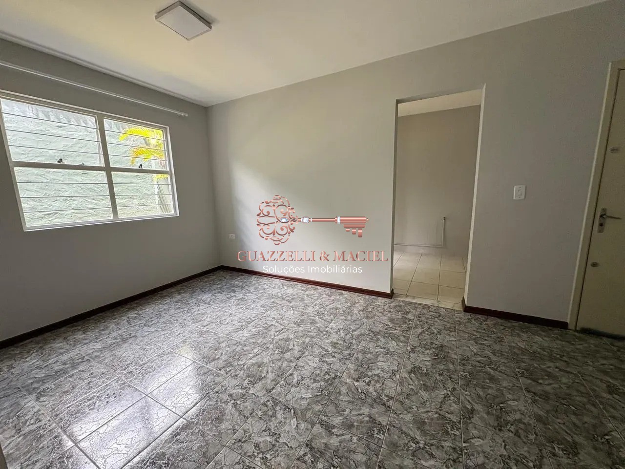 Apartamento em JARDIM RENE, SÃO ROQUE - Apartamento à venda ou locação no Jardim Rene, São Roque-SP: 2 quartos, 1 sala, 1 banheiro, garagem e 70m². Venha conferir! - Foto 3