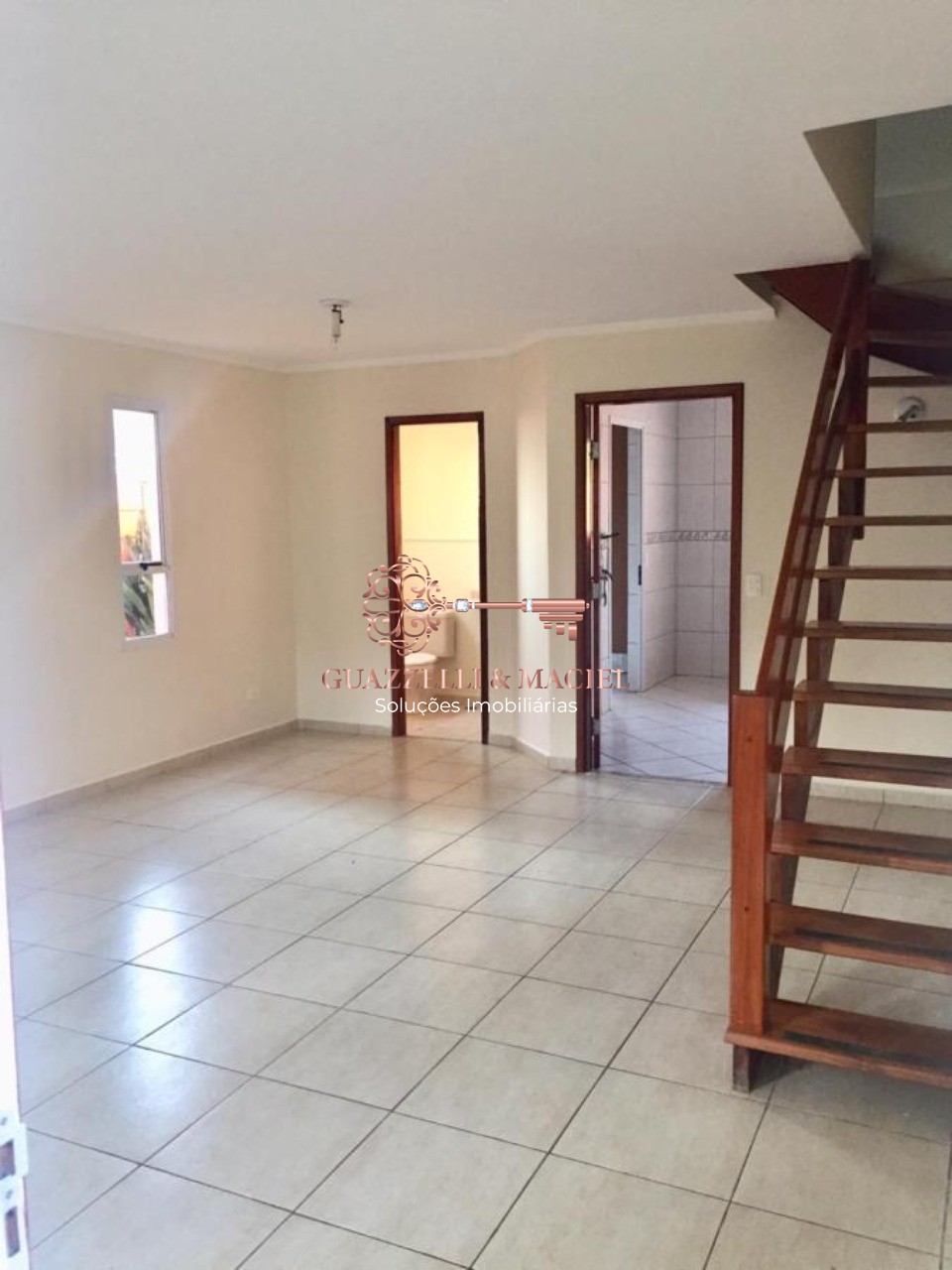Condominio em JARDIM MARIA TRINDADE, São Roque - Casa em Condomínio à Venda em São Roque-SP: 3 Quartos, 1 Sala, 1 Banheiro, 1 Vaga de Garagem, 100m² de Área. - Foto 3