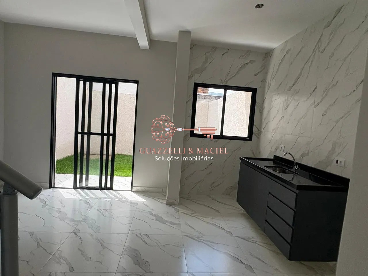 Condominio em JARDIM FLÓRIDA, SÃO ROQUE - Casa em Condomínio de Luxo em São Roque-SP - 3 Quartos, 1 Suíte, 1 Sala, 3 Banheiros, 2 Vagas - Imperdível! - Foto 3
