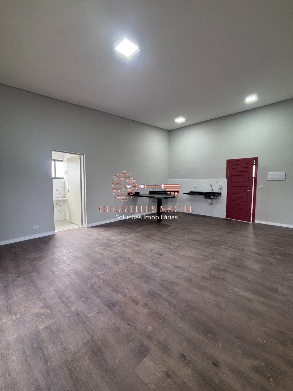 Apartamento em VILA IRENE, SÃO ROQUE - Apartamento para locação em São Roque-SP, Vila Irene: 1 quarto, 1 sala, 1 banheiro, 40m². Venha conferir! - Foto 1