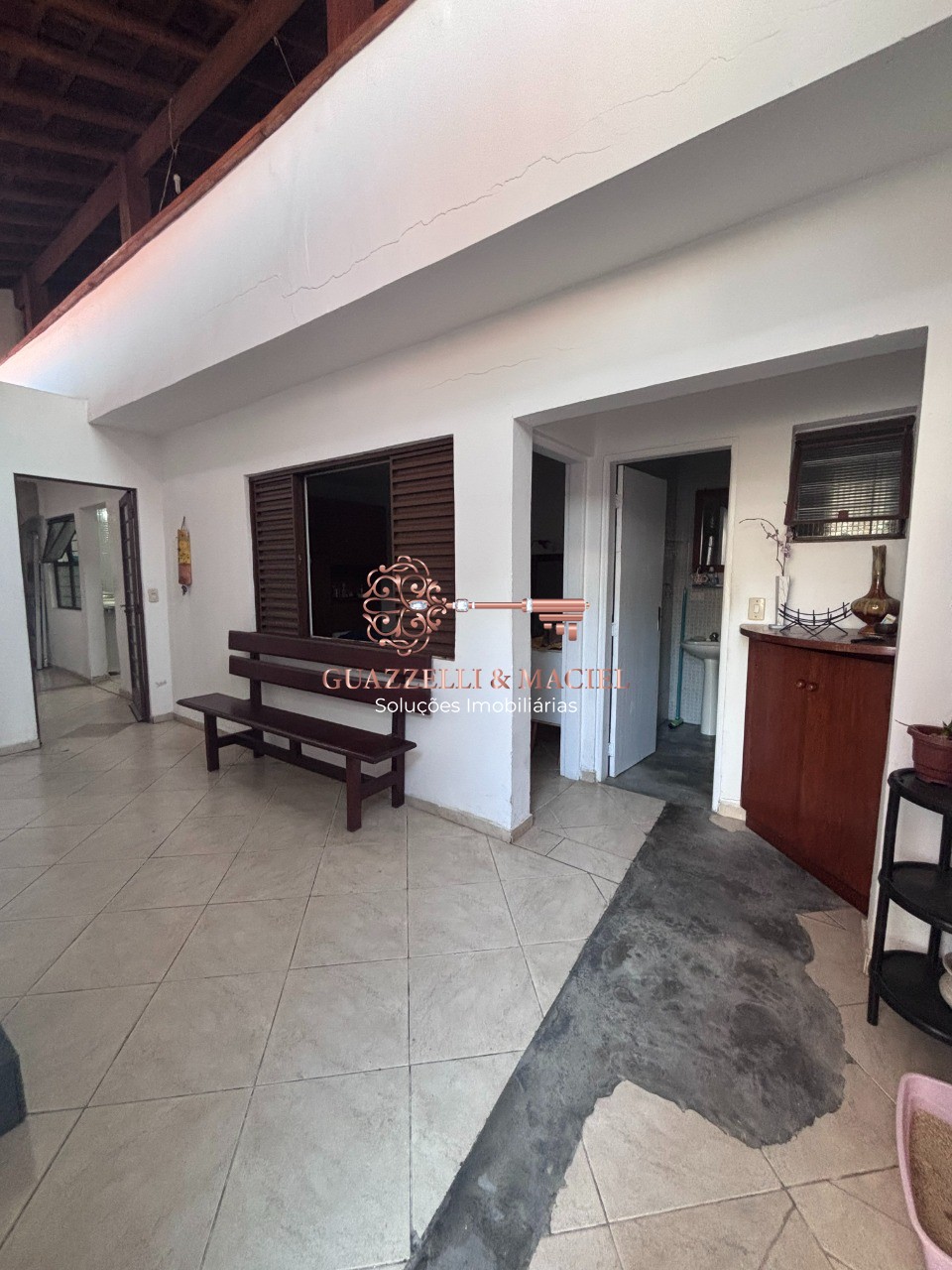 Casa em VILA MARQUES, SÃO ROQUE - Vila Marques: Casa à Venda em São Roque-SP com 3 Quartos, 1 Suíte e 5 Vagas de Garagem - 120m² de Área - Foto 11