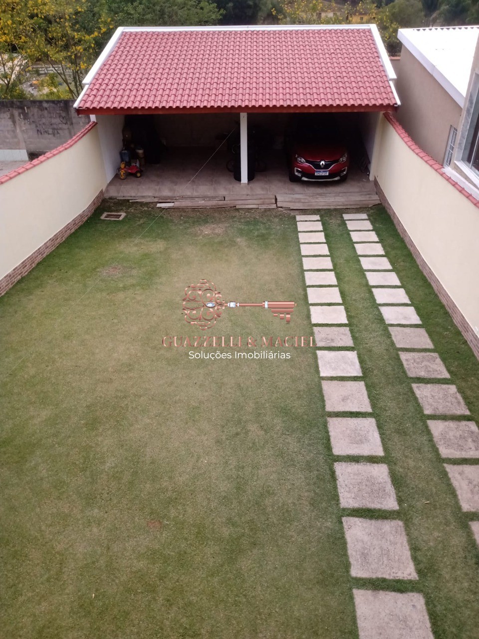 Casa em GABRIEL PIZA, SÃO ROQUE - Imperdível oportunidade de compra: Casa à venda em São Roque-SP, no bairro Gabriel Piza, com 3 quartos, 1 suíte, sala e 3 vagas de garagem, totalizando 165m². - Foto 4