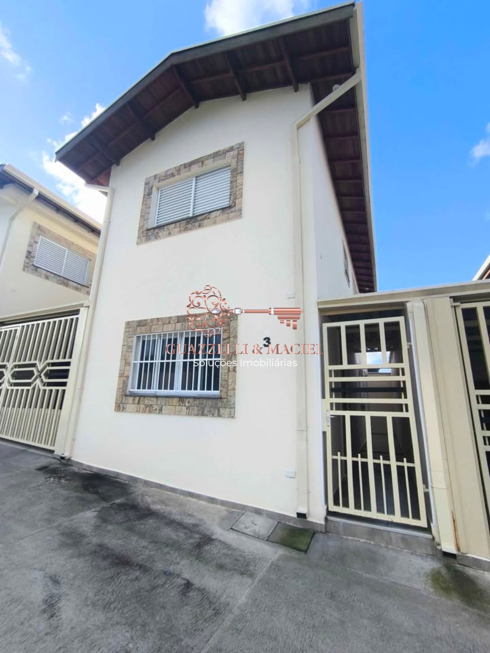 Condominio em VILA SÃO RAFAEL, SÃO ROQUE - Aluguel de Casa em Condomínio em São Roque-SP  2 Quartos, 1 Suite, 1 Vaga de Garagem - Imperdível!
