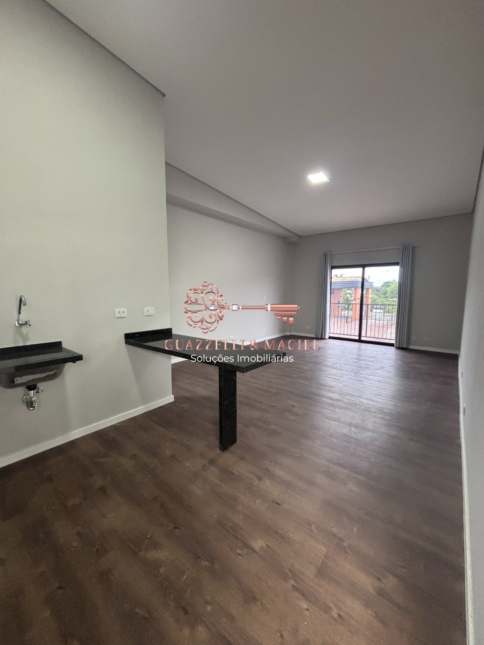 Apartamento em VILA IRENE, SÃO ROQUE - Apartamento para locação em São Roque-SP, Vila Irene: 1 quarto, 1 sala, 1 banheiro, 40m². Venha conferir! - Foto 2