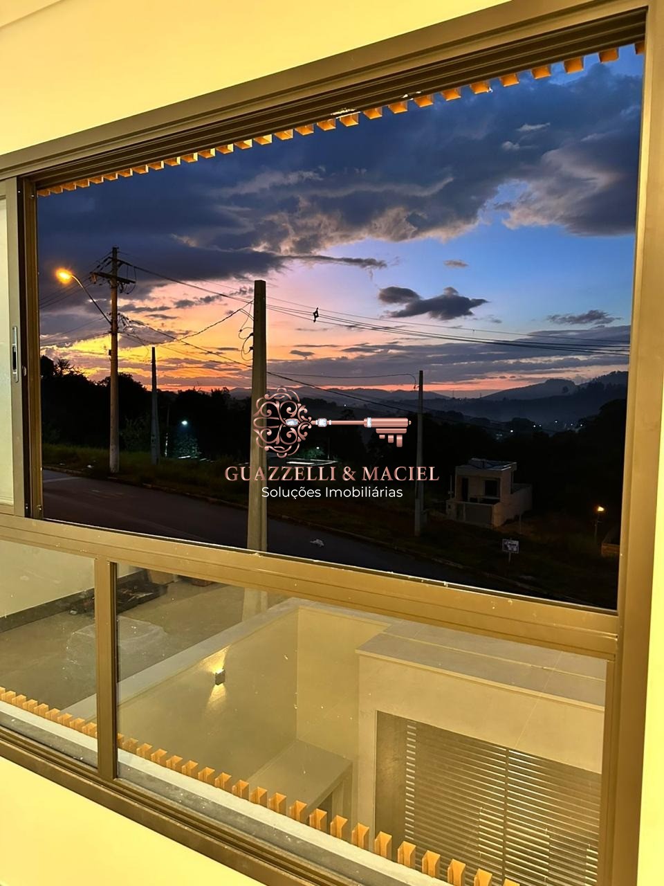 Casa em Cruz das Almas, ARAÇARIGUAMA - Imperdível oportunidade de adquirir uma casa com 3 quartos e 4 vagas de garagem em Araçariguama-SP! - Foto 16