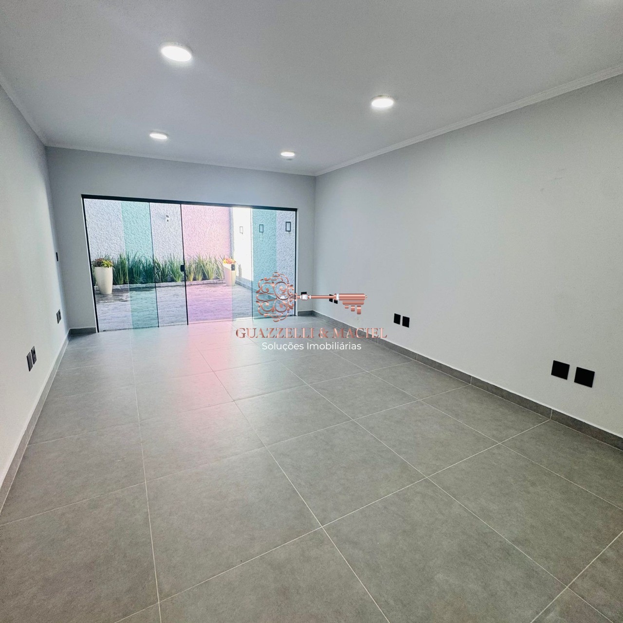 Loja / comércio em CENTRO, SÃO ROQUE - Excelente oportunidade: Ponto Comercial de 400m² no Centro de São Roque-SP, com 5 salas, 7 banheiros e 2 vagas de garagem! - Foto 1