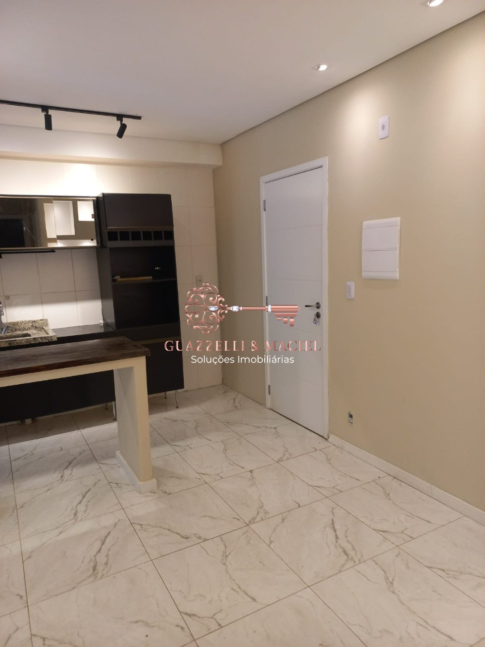 Apartamento em JARDIM MARIA TRINDADE, SÃO ROQUE - Apartamento para locação no Jardim Maria Trindade, São Roque-SP: 2 quartos, 1 suíte, 1 sala, 2 banheiros, 1 vaga de garagem - 72m². - Foto 10