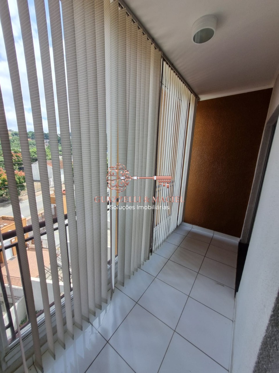 Apartamento em JARDIM CARAMBEÍ, SÃO ROQUE - Apartamento à venda: 2 quartos, 1 suíte, 1 sala, 2 banheiros, 1 vaga na cidade de São Roque-SP, bairro Jardim Carambeí! - Foto 6