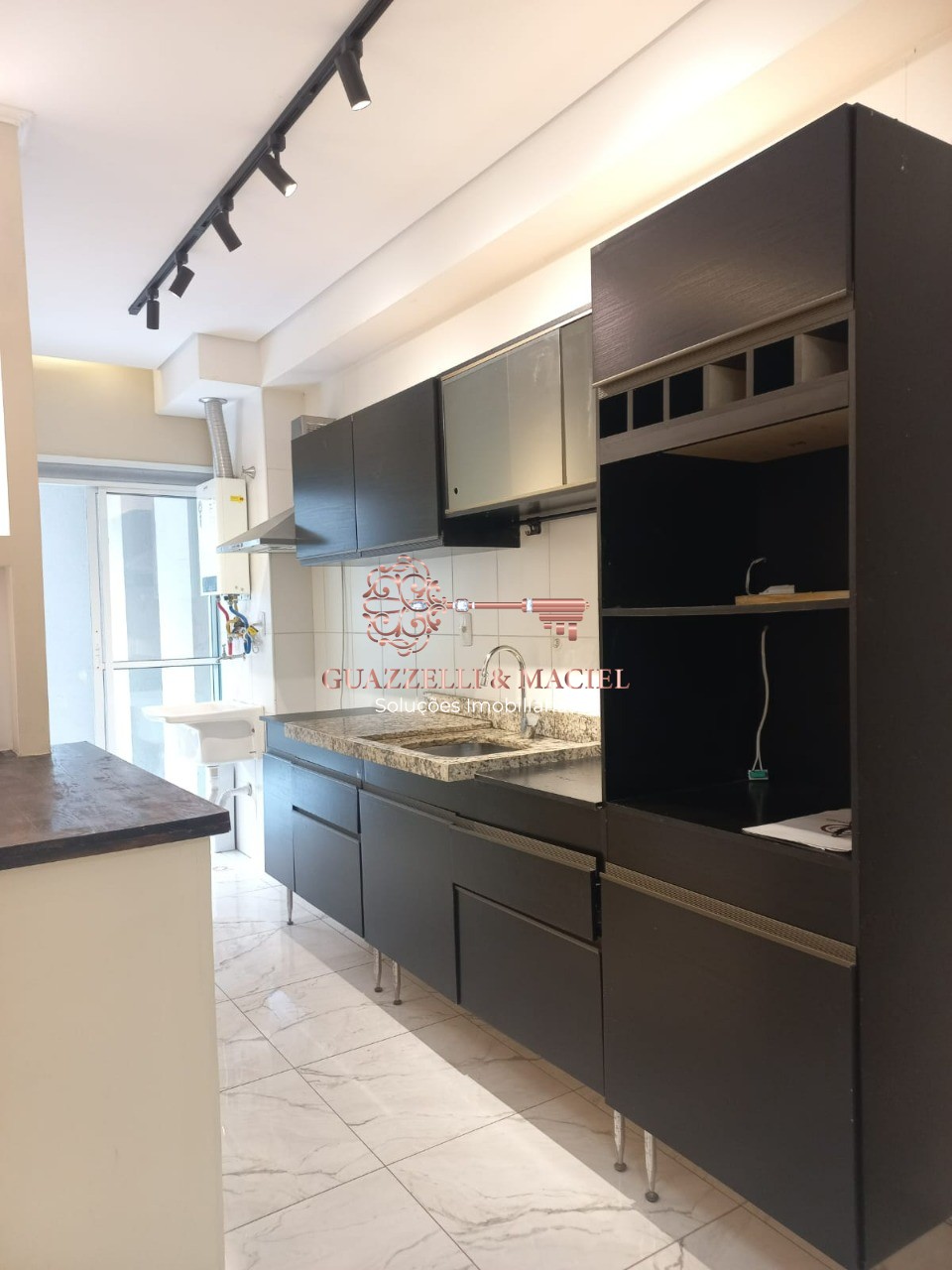 Apartamento em JARDIM MARIA TRINDADE, SÃO ROQUE - Apartamento para locação no Jardim Maria Trindade, São Roque-SP: 2 quartos, 1 suíte, 1 sala, 2 banheiros, 1 vaga de garagem - 72m². - Foto 8