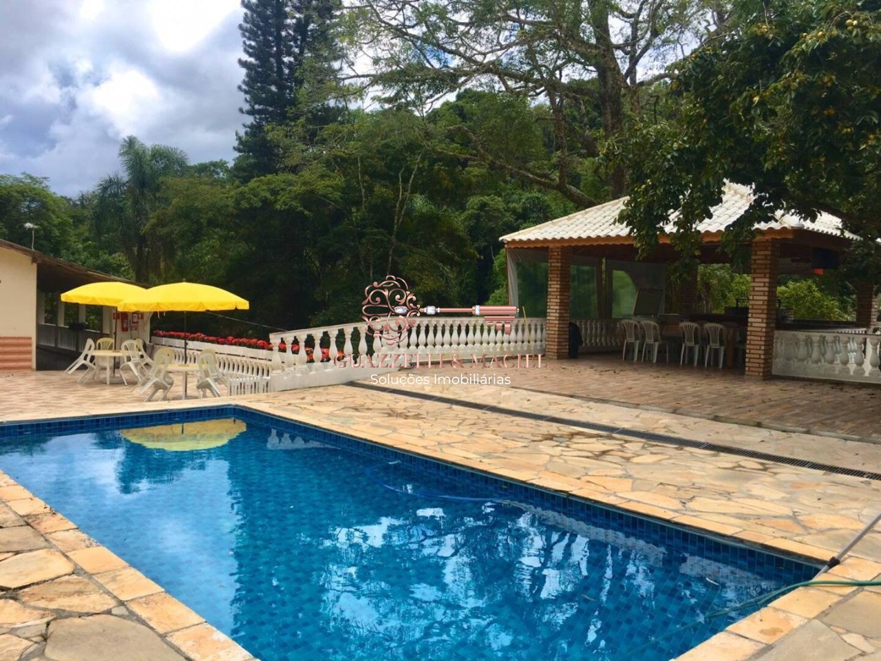 Chácara em GABRIEL PIZA, SÃO ROQUE - Chácara de Luxo à Venda em São Roque-SP, Bairro Gabriel Piza: 8 Quartos, 5 Salas, 5 Banheiros, 20 Vagas, 600m² - Foto 2