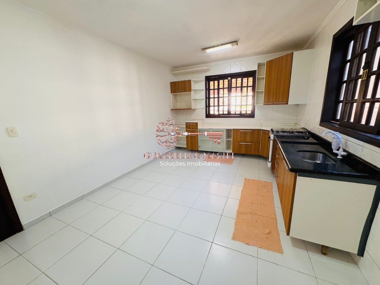 Casa em Jardim Villaça, São Roque - Sobrado de Alto Padrão com Vista Fantástica em São Roque! - Foto 13