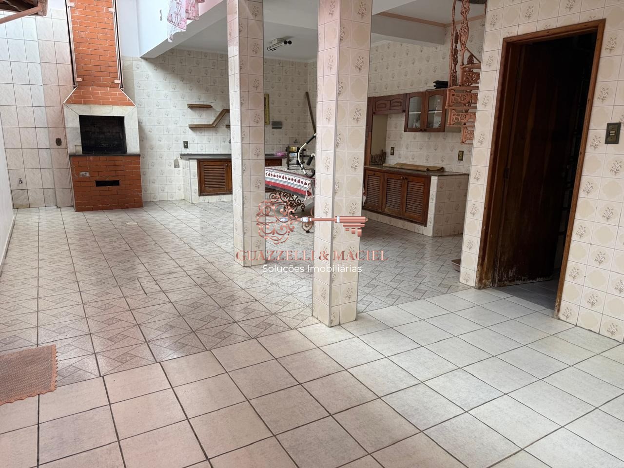 Casa em JARDIM VILLAÇA, SÃO ROQUE - Casa à venda em São Roque-SP: 5 quartos, 1 suíte, 4 salas, 3 vagas de garagem, 440m² no Jardim Villaça. Confira! - Foto 26