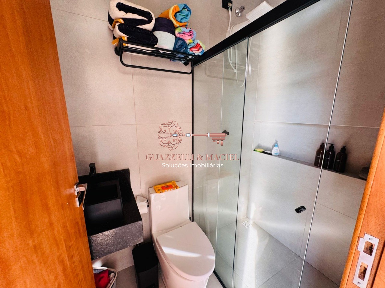 Condomínio em Canguerinha, MAIRINQUE - Casa em Condomínio para Locação em Mairinque-SP: 3 Quartos, 1 Suíte, 2 Salas, 3 Banheiros, 4 Vagas - 179m². - Foto 20
