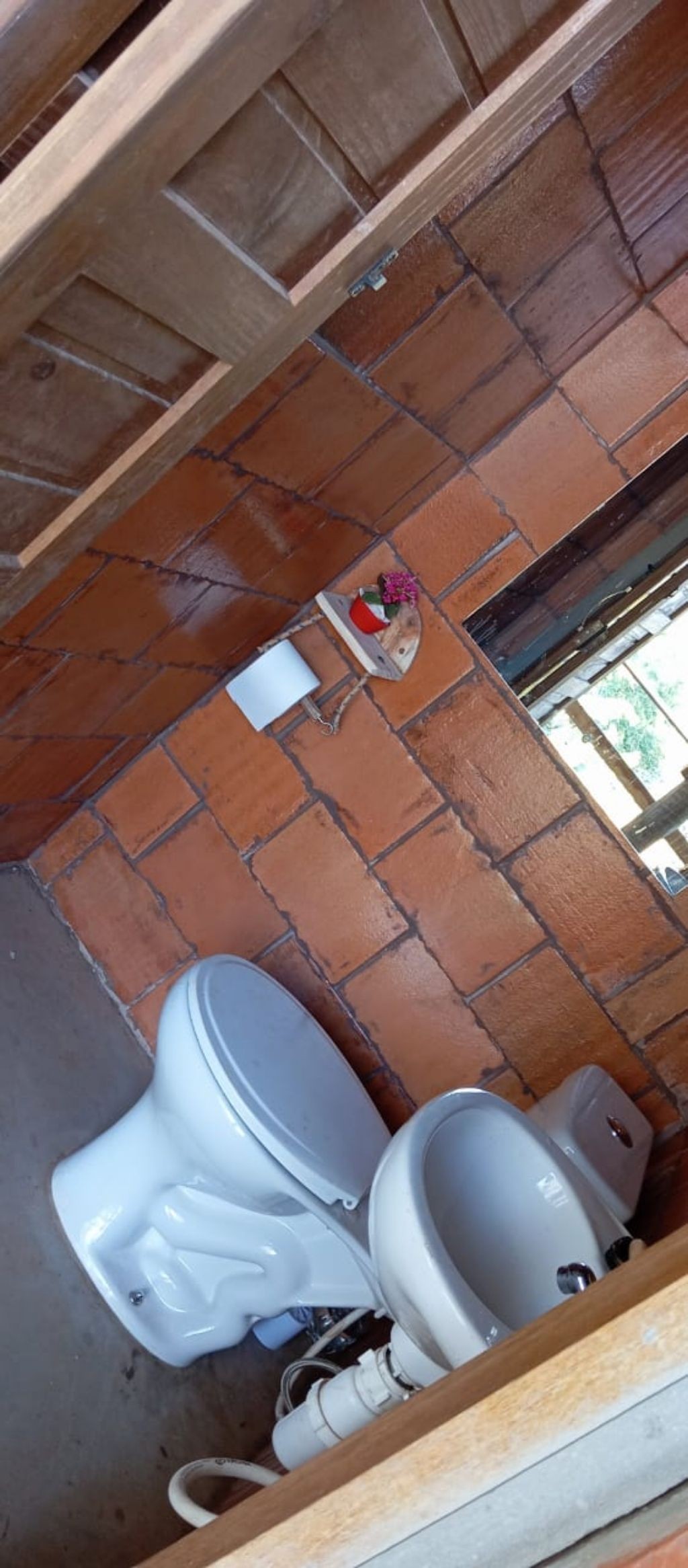Chácara em Pousada dos Bandeirantes, ARAÇARIGUAMA - Chácara à venda em Araçariguama-SP, bairro Pousada dos Bandeirantes: 2 quartos, 1 suíte, 1 sala, 3 banheiros, 3 vagas, 180m². - Foto 9