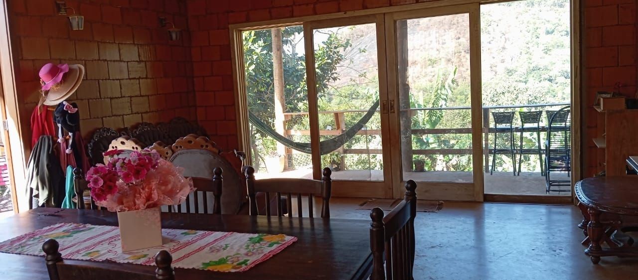 Chácara em Pousada dos Bandeirantes, ARAÇARIGUAMA - Chácara à venda em Araçariguama-SP, bairro Pousada dos Bandeirantes: 2 quartos, 1 suíte, 1 sala, 3 banheiros, 3 vagas, 180m². - Foto 1