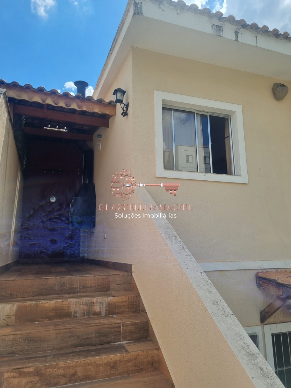 Condominio em Jardim Flórida, São Roque - Casa em Condomínio à Venda em São Roque-SP no Jardim Flórida: 2 quartos, 1 sala, 1 banheiro, 1 vaga de garagem. - Foto 2