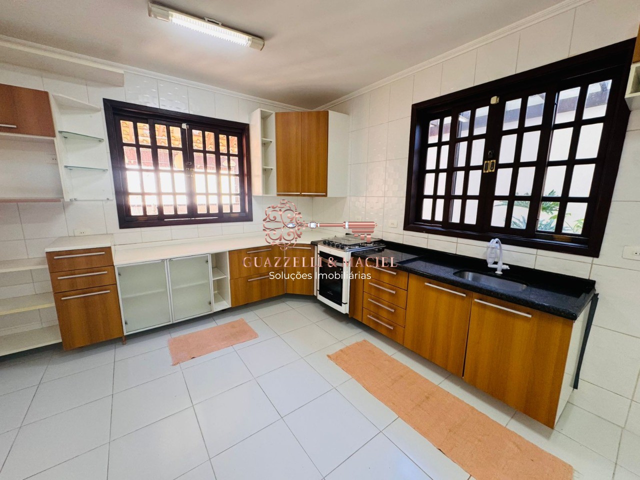 Casa em Jardim Villaça, São Roque - Sobrado de Alto Padrão com Vista Fantástica em São Roque! - Foto 9