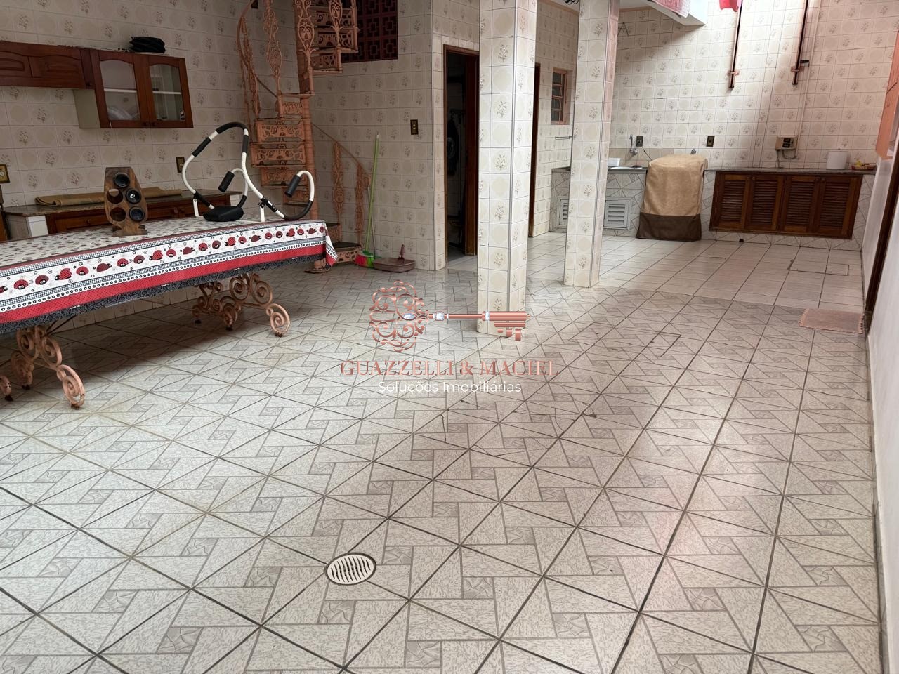 Casa em JARDIM VILLAÇA, SÃO ROQUE - Casa à venda em São Roque-SP: 5 quartos, 1 suíte, 4 salas, 3 vagas de garagem, 440m² no Jardim Villaça. Confira! - Foto 25