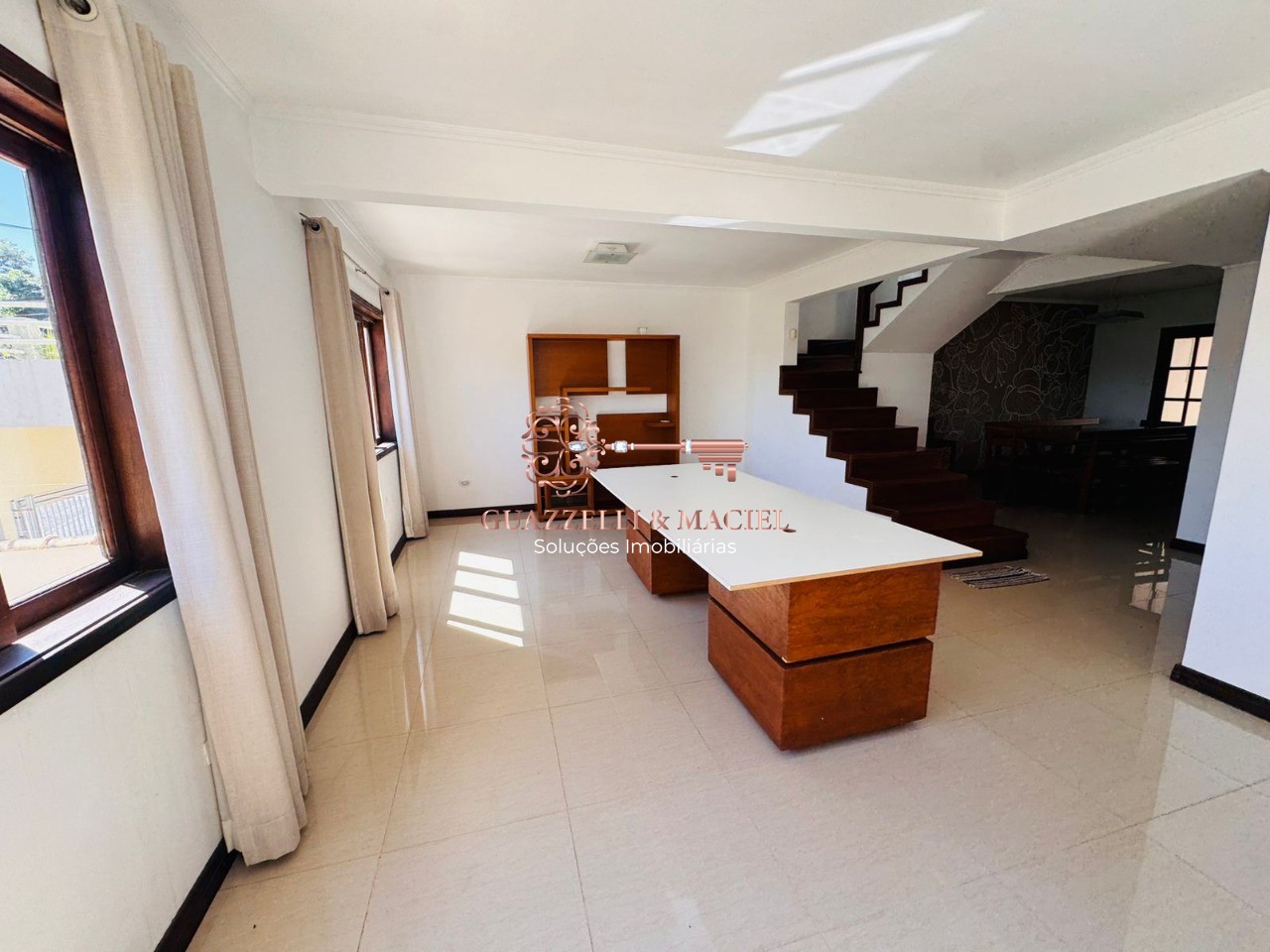 Casa em Jardim Villaça, São Roque - Sobrado de Alto Padrão com Vista Fantástica em São Roque! - Foto 4