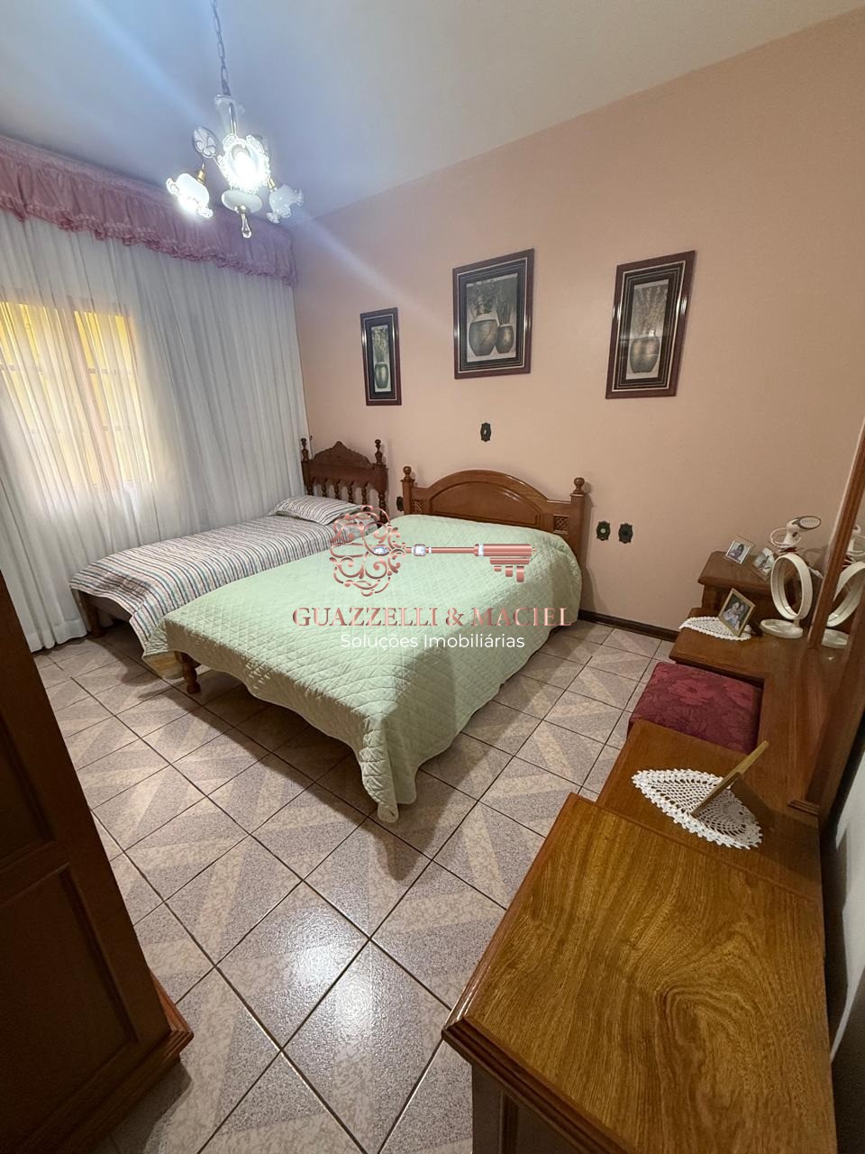 Casa em JARDIM VILLAÇA, SÃO ROQUE - Casa à venda em São Roque-SP: 5 quartos, 1 suíte, 4 salas, 3 vagas de garagem, 440m² no Jardim Villaça. Confira! - Foto 16