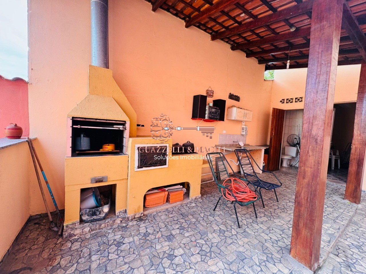 Casa em JARDIM VILLAÇA, SÃO ROQUE - Casa à venda em São Roque-SP, Jardim Villaça: 3 quartos, 1 suíte, 2 salas, 4 banheiros, 4 vagas de garagem, 155m². - Foto 3