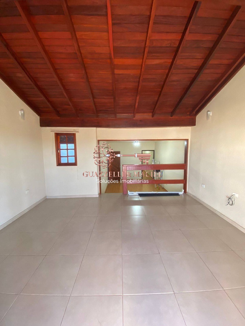 Casa em RENEVILLE, MAIRINQUE - Imperdível: Casa à venda em  com 2 quartos, 2 salas, 1 banheiro, 2 vagas de garagem e 69,70 m² de área! - Foto 1