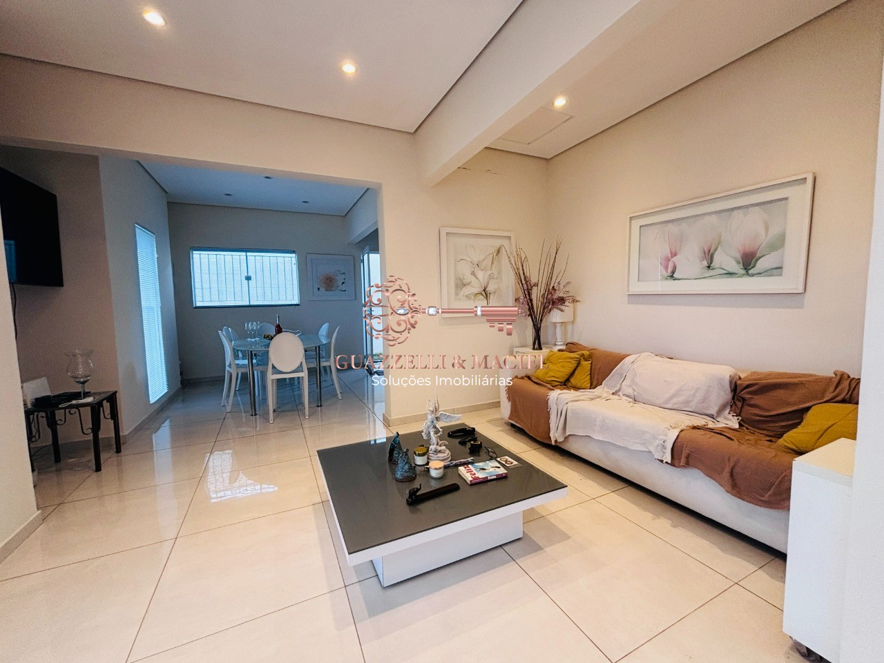Casa em JARDIM MARIA TRINDADE, SÃO ROQUE - Imperdível oportunidade: Casa térrea em São Roque-SP, Jardim Maria Trindade, com 3 quartos, 1 suíte, 1 sala, 3 banheiros, 2 vagas de garagem, 180 m²! - Foto 3