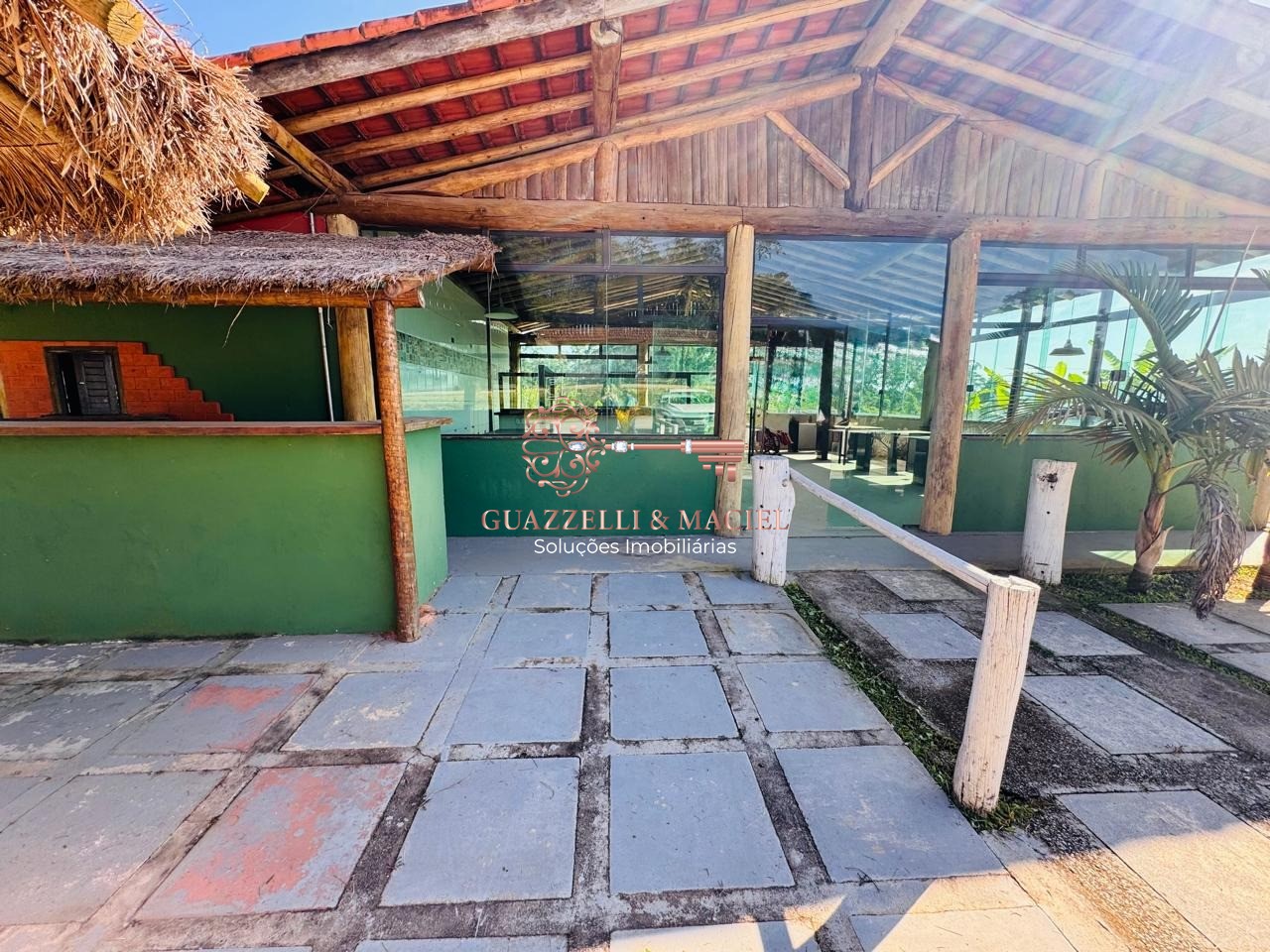 Salao em GABRIEL PIZA, SÃO ROQUE - Salão Comercial para Locação em São Roque-SP: 1 Sala, 3 Banheiros, 10 Vagas de Garagem, 100m² no Bairro Gabriel Piza! - Foto 2