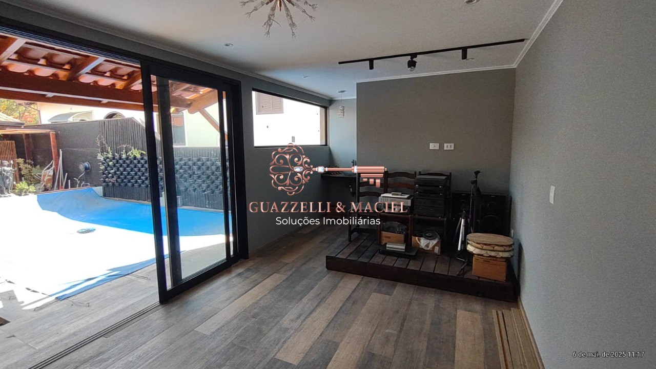Condominio em JARDIM VILLAÇA, SÃO ROQUE - Casa de alto padrão em condomínio no Jardim Villaça, São Roque-SP: 3 quartos, 3 suítes, 1 banheiro, 2 vagas de garagem, 270m². - Foto 3