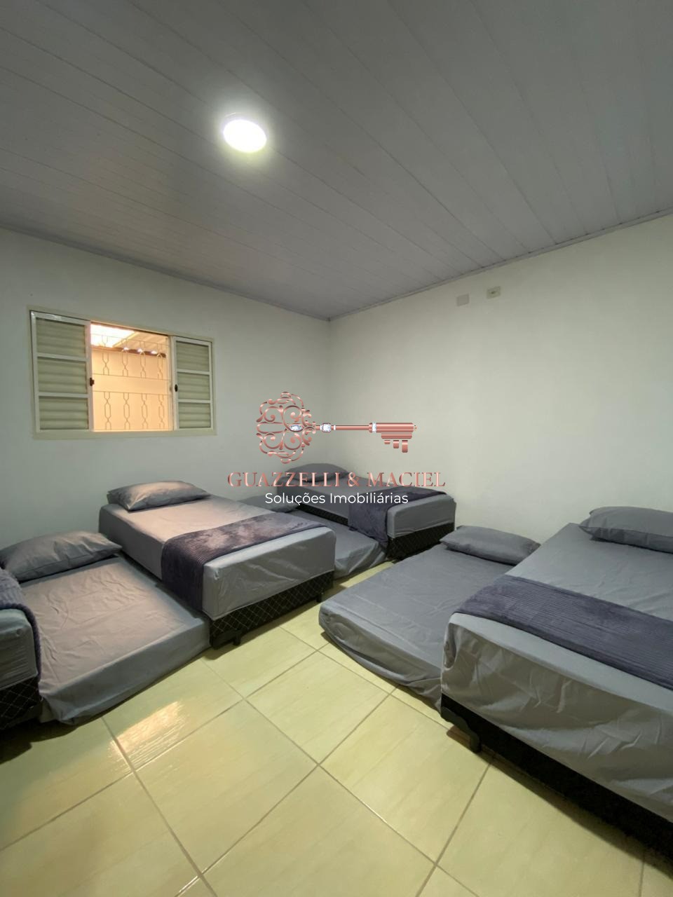 Casa em VILA VILMA (MAILASQUI), SÃO ROQUE - Imperdível Residência de 3 Quartos na Vila Vilma, São Roque-SP: 1 Suíte, 1 Sala, 2 Banheiros, 5 Vagas e 150m² de Área! - Foto 16