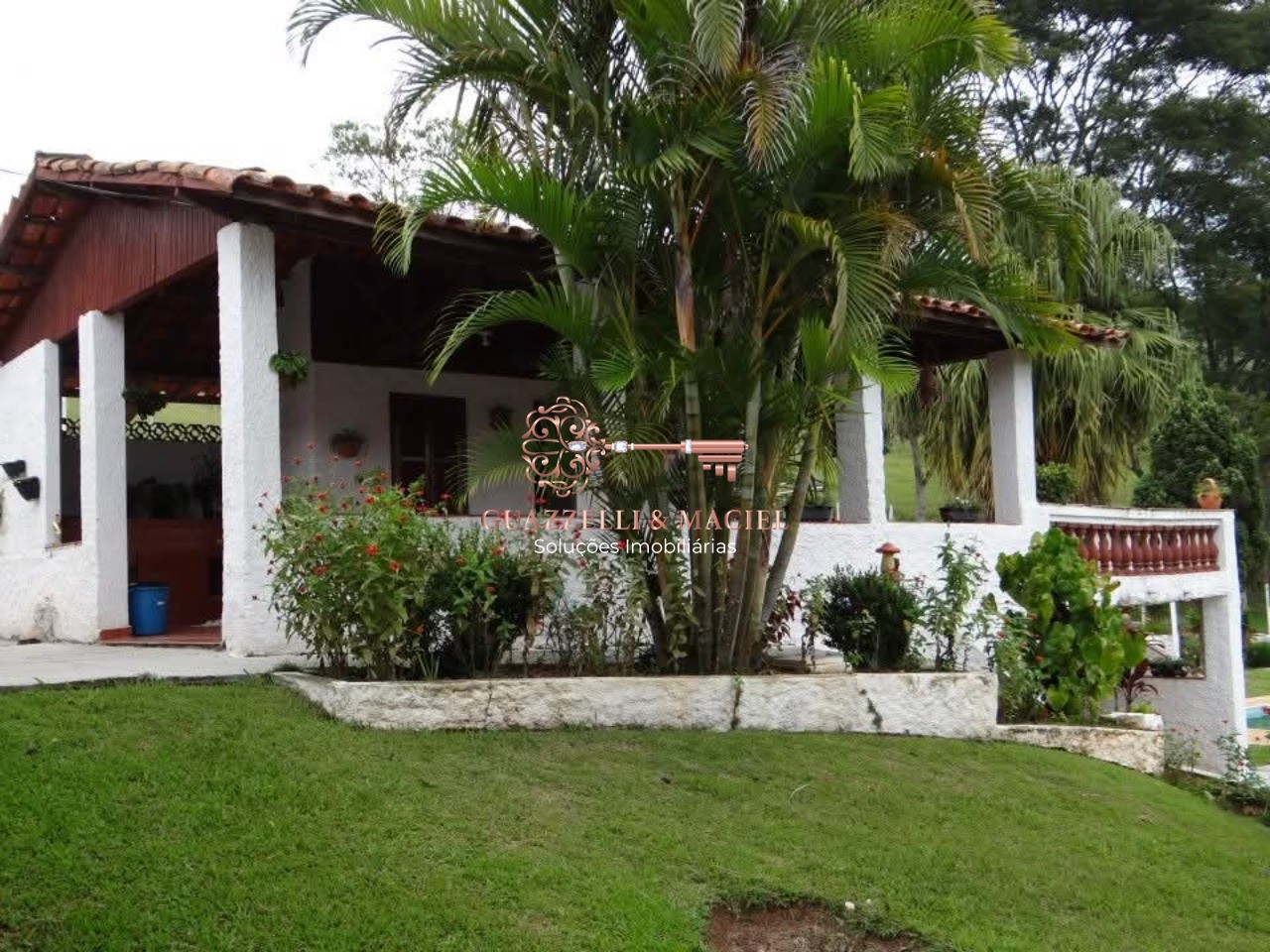 sitio em JUCA ROCHA (MAILASQUI), SÃO ROQUE - Sítio de luxo à venda em São Roque-SP, com 3 quartos, 1 suíte, 4 salas, 1 banheiro e 10 vagas de garagem!