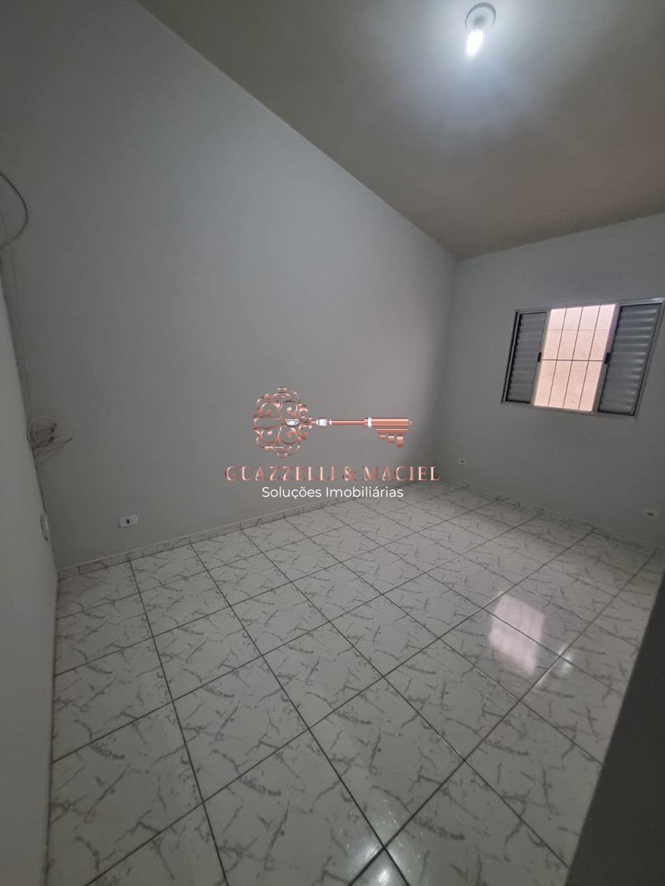 Casa em PAISAGEM COLONIAL, SÃO ROQUE - Imperdível! Casa à venda em São Roque-SP, bairro Paisagem Colonial, 2 quartos, 1 suíte, 1 sala, 1 banheiro, 1 vaga, 65m². - Foto 10