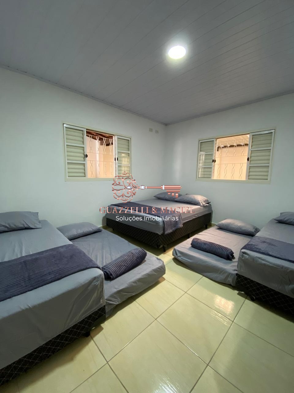 Casa em VILA VILMA (MAILASQUI), SÃO ROQUE - Imperdível Residência de 3 Quartos na Vila Vilma, São Roque-SP: 1 Suíte, 1 Sala, 2 Banheiros, 5 Vagas e 150m² de Área! - Foto 20