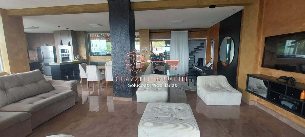 Chácara em PLANALTO VERDE, SÃO ROQUE - Chácara de Luxo à Venda em São Roque-SP, Bairro Planalto Verde: 3 Quartos, 1 Suíte, 1 Sala, 3 Banheiros, 5 Vagas, 400m². - Foto 2