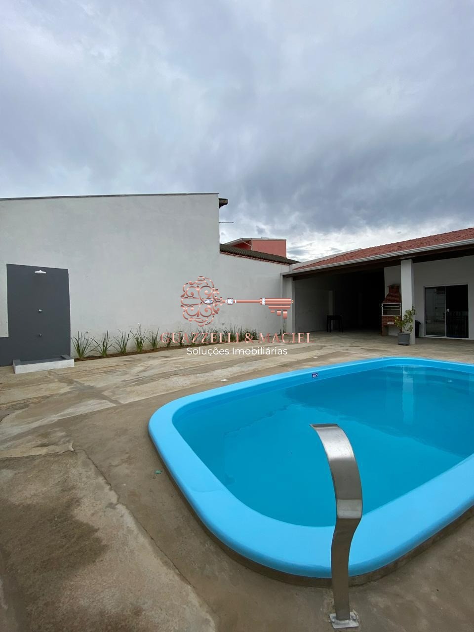 Casa em VILA VILMA (MAILASQUI), SÃO ROQUE - Imperdível Residência de 3 Quartos na Vila Vilma, São Roque-SP: 1 Suíte, 1 Sala, 2 Banheiros, 5 Vagas e 150m² de Área! - Foto 1