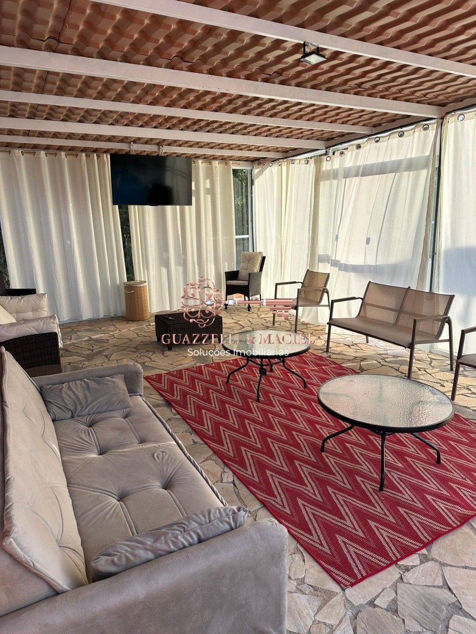 Chácara em PAVÃO (CANGUERA), SÃO ROQUE - Chácara à venda em São Roque-SP, bairro Pavão (Canguera): 5 quartos, 1 sala, 3 banheiros, 10 vagas de garagem, 300m² de área. - Foto 3