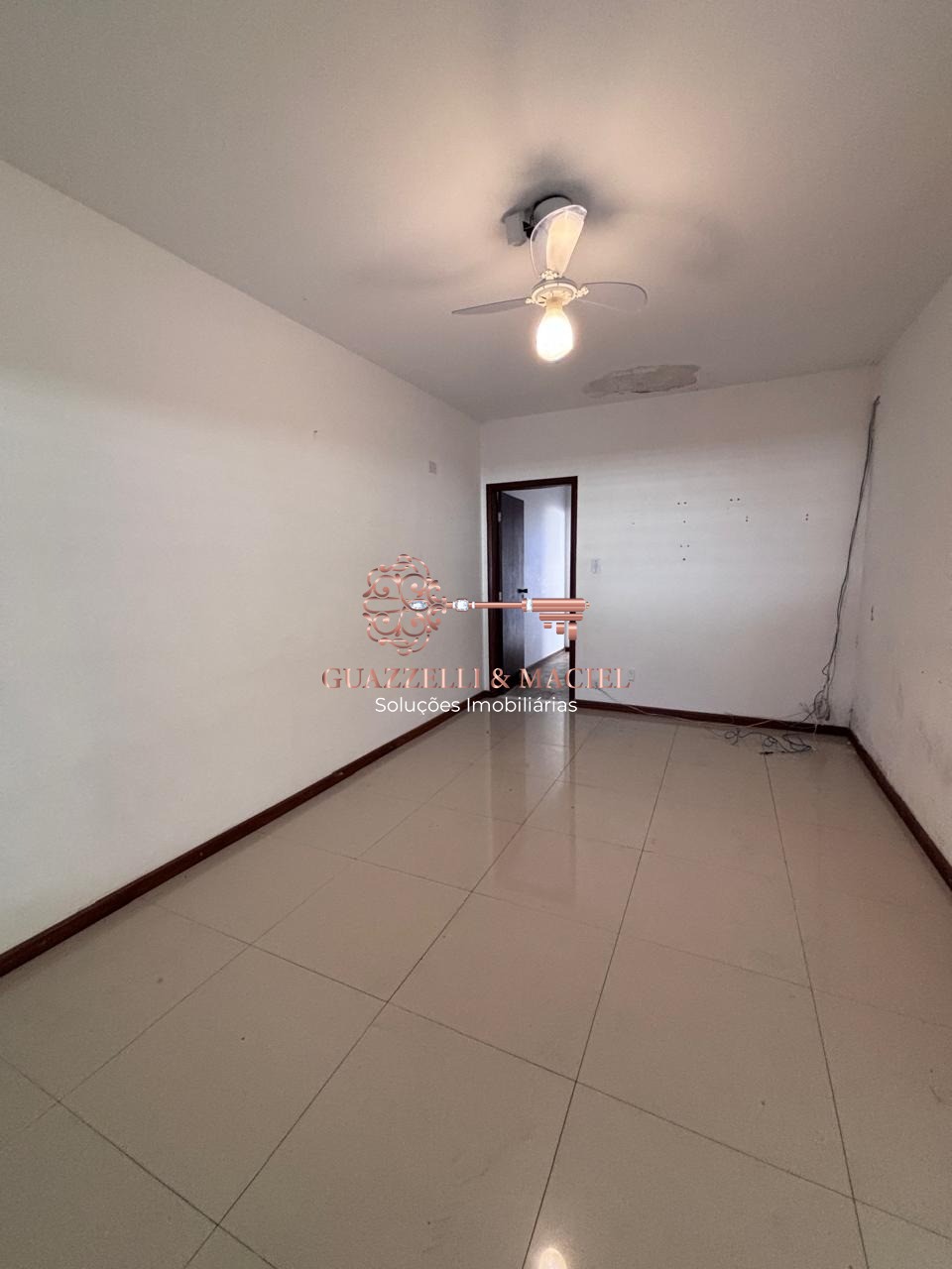 Casa em ESPLANADA MENDES MORAES, SÃO ROQUE - Imperdível oportunidade: Casa à venda em São Roque-SP, bairro Esplanada Mendes Moraes, 3 quartos, 1 suíte, 2 salas, 3 banheiros, 2 vagas de garagem, 159m². - Foto 5