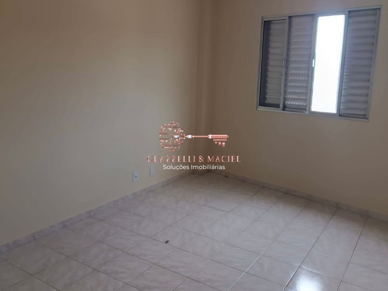 Apartamento em CENTRO, São Roque - Apartamento à Venda ou Locação em São Roque-SP, Bairro São Roque: 2 Quartos, 1 Sala, 1 Banheiro, 88 m² de Área! - Foto 4