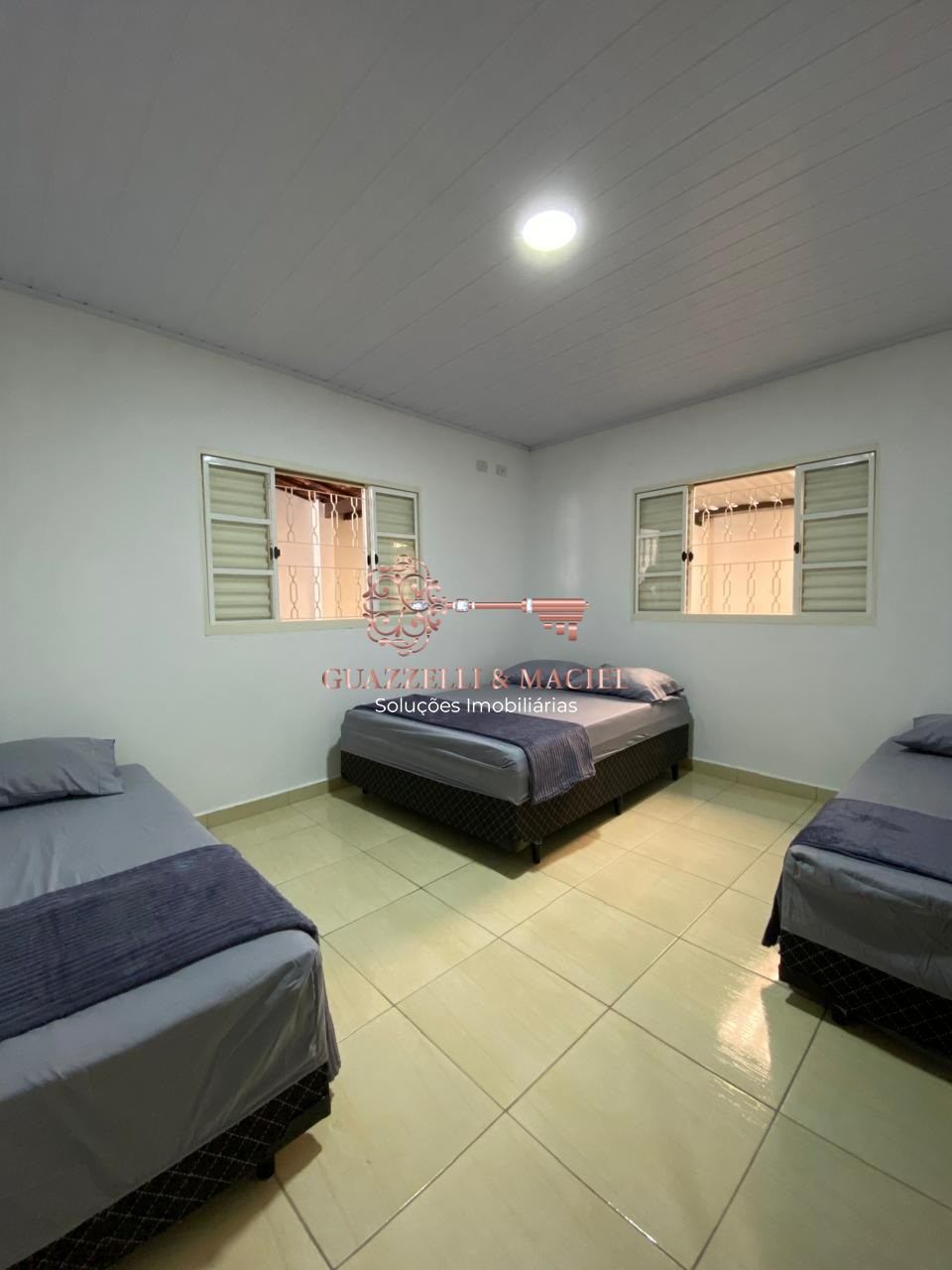 Casa em VILA VILMA (MAILASQUI), SÃO ROQUE - Imperdível Residência de 3 Quartos na Vila Vilma, São Roque-SP: 1 Suíte, 1 Sala, 2 Banheiros, 5 Vagas e 150m² de Área! - Foto 19