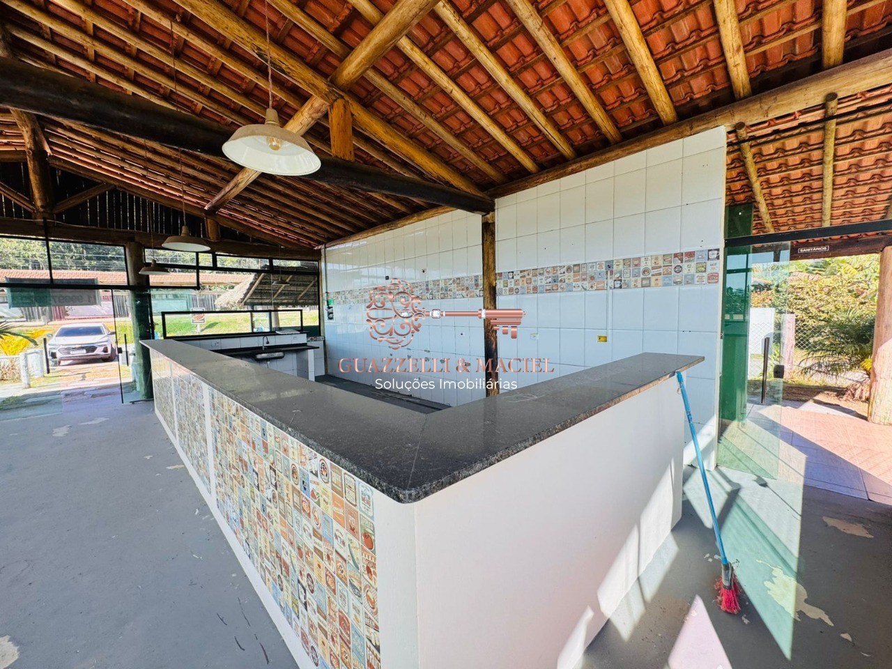 Salao em GABRIEL PIZA, SÃO ROQUE - Salão Comercial para Locação em São Roque-SP: 1 Sala, 3 Banheiros, 10 Vagas de Garagem, 100m² no Bairro Gabriel Piza! - Foto 3