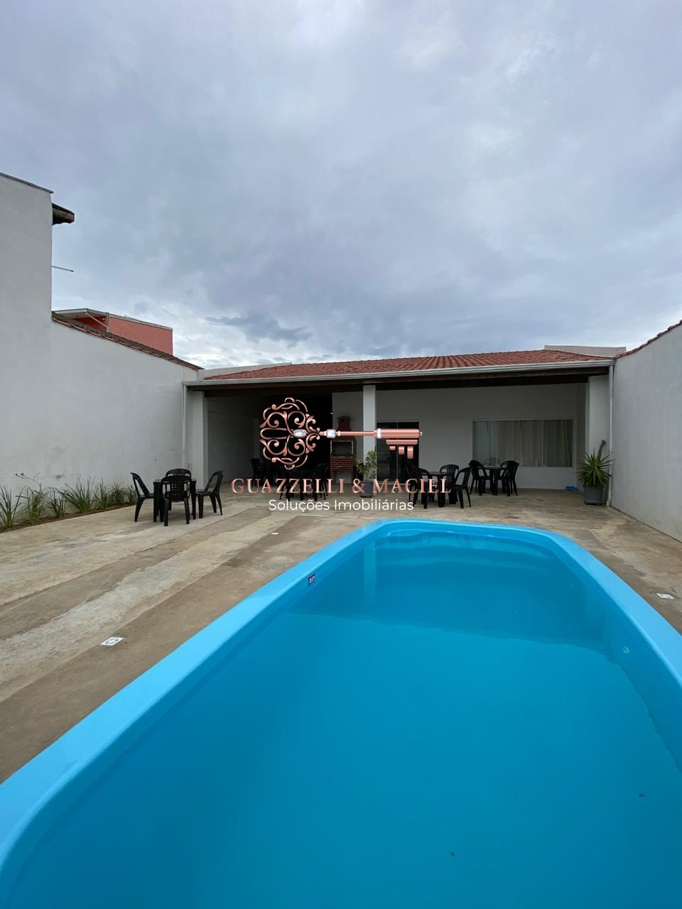 Casa em VILA VILMA (MAILASQUI), SÃO ROQUE - Imperdível Residência de 3 Quartos na Vila Vilma, São Roque-SP: 1 Suíte, 1 Sala, 2 Banheiros, 5 Vagas e 150m² de Área! - Foto 2