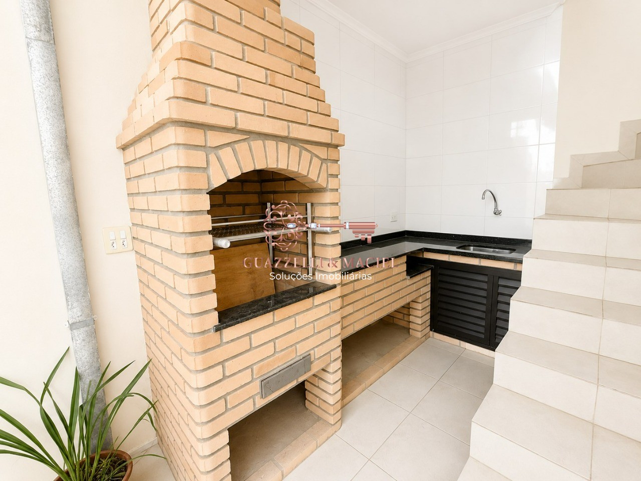 Casa em JARDIM MENY, SÃO ROQUE - Imperdível casa à venda em São Roque-SP, Jardim Meny: 4 quartos, 3 suítes, 1 sala, 4 banheiros, 3 vagas de garagem, 286m²! - Foto 16
