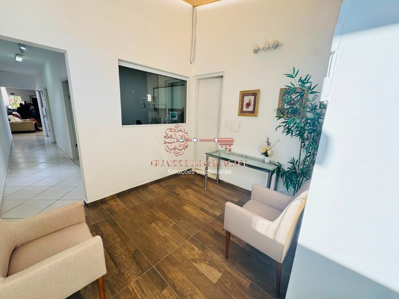 Comercial em Centro, MAIRINQUE - Sala Comercial para Locação em Mairinque-SP: 1 Sala, 1 Banheiro, 15,05 m² de Área no Bairro Ideal! - Foto 2