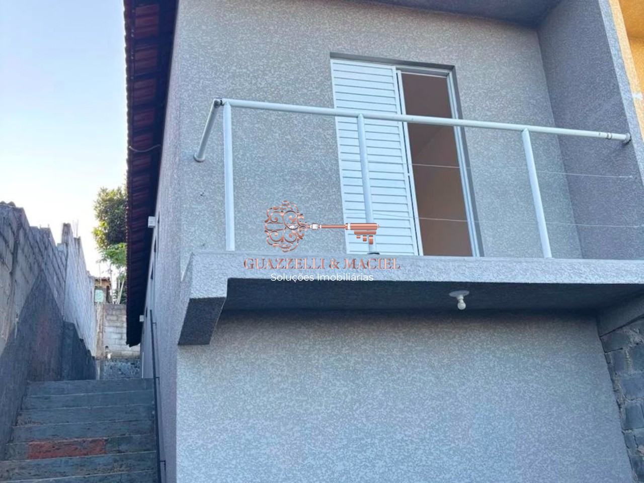 Casa em Jardim Vitória, MAIRINQUE - Imperdível oportunidade: Casa à venda em Mairinque-SP, com 2 quartos, 1 suíte, 1 sala, 1 banheiro, 1 vaga e 81,38 m²!